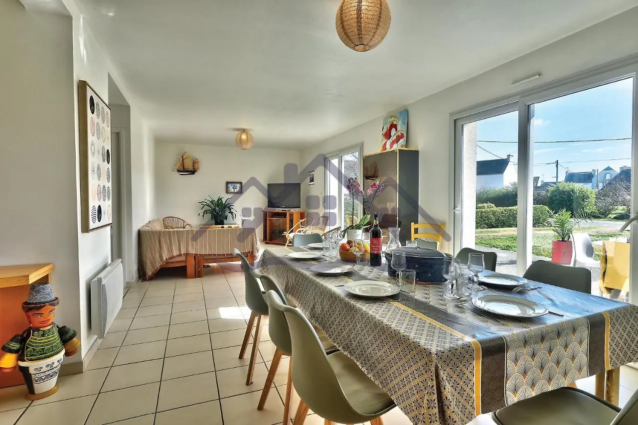 Ti Marjan: Seaside Retreat with Wi-Fi and Pet-Friendly Garden Villa Guilvinec 0*,